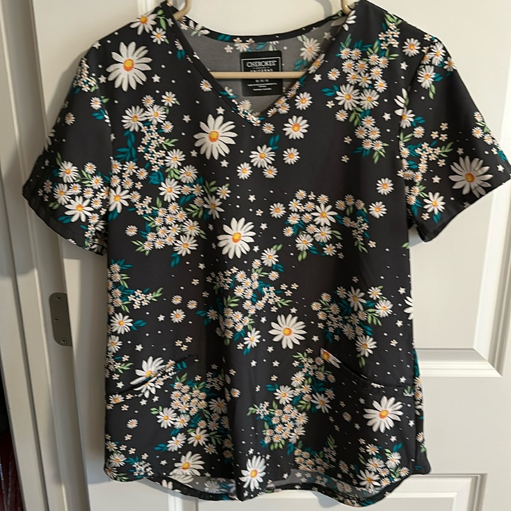 Women’s floral scrub top